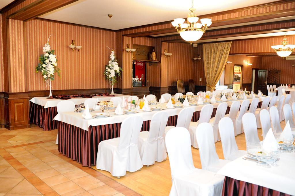 Hotel Czardasz Kozieglowy  Bagian luar foto