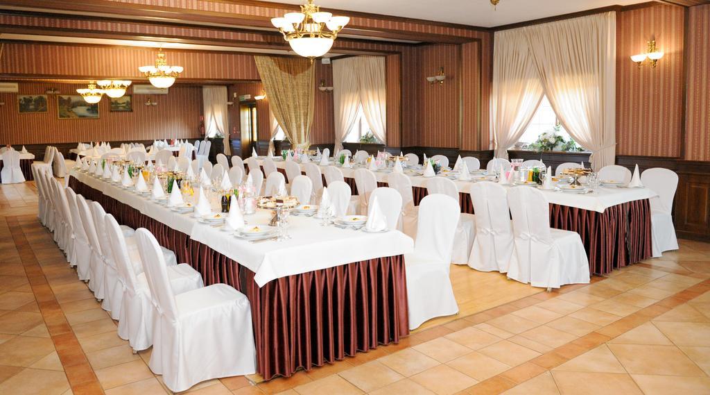 Hotel Czardasz Kozieglowy  Bagian luar foto
