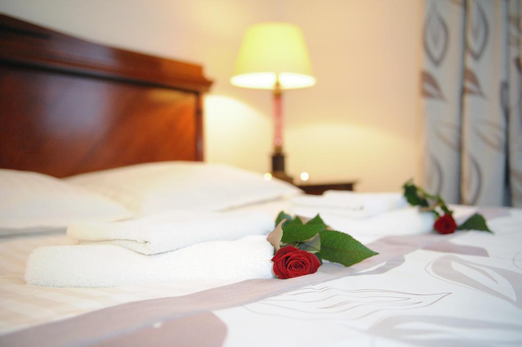 Hotel Czardasz Kozieglowy  Bagian luar foto