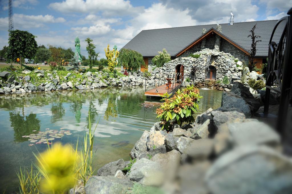 Hotel Czardasz Kozieglowy  Bagian luar foto
