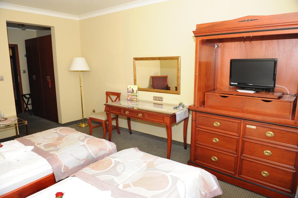 Hotel Czardasz Kozieglowy  Bagian luar foto